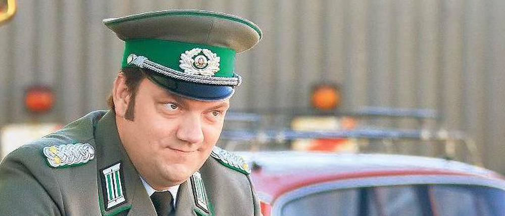 Charly Hübner war fast 17 als die Grenze fiel, die er heute Abend in dem ARD-Film „Bornholmer Straße“ öffnet.