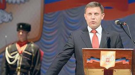 Wahlsieger Alexander Sachartschenko ließ sich am Dienstag als Präsident der „Volksrepublik Donezk“ vereidigen. 