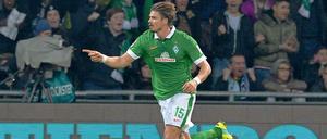 Ein Mann, ein Tor: Sebastian Prödl feiert seinen Führungstreffer für Werder Bremen gegen den VfB Stuttgart.