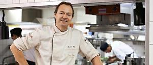 Hendrik Otto, Küchenchef im "Lorenz Adlon Esszimmer", bleibt auf dem Teppich und will weiter für den dritten Michelin-Stern kämpfen