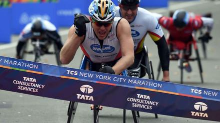 Kurt Fearnley bei seinem Sieg beim New York Marathon Anfang November 2014.