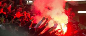 Vor, während und nach dem Champions-League-Spiel der Dortumnder gegen Galatasaray Istanbul (4:1) ist es am Dienstagabend zu massiver Randale gekommen. 
