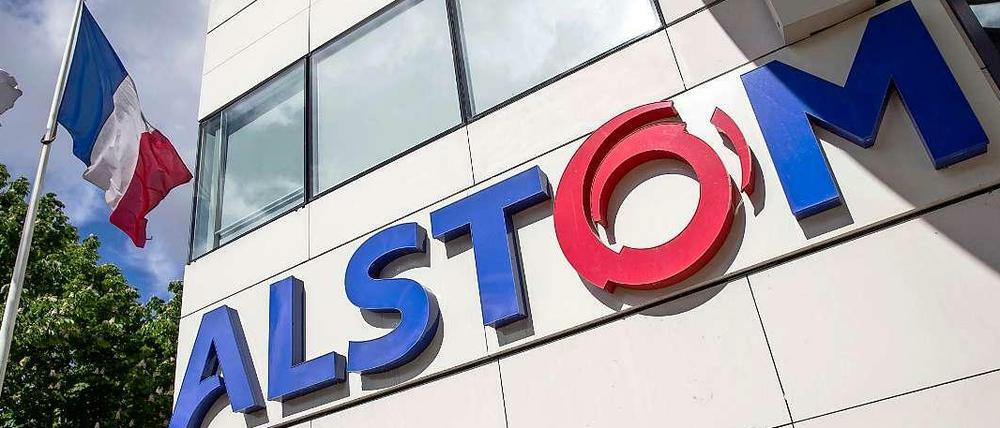 Frankreich stimmt dem Deal zwischen Alstom und GE zu.