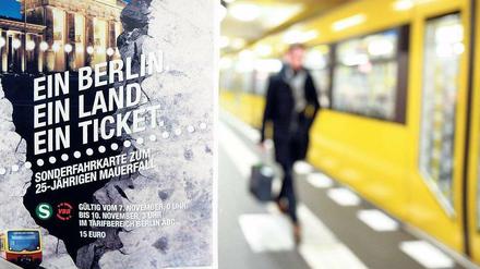 Vorsicht am Bahnsteig. Schön, dass die S-Bahn Partner ist des Mauerfallfests. Schneller geht’s aber mit der BVG.