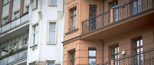 In Kreuzberg, Charlottenburg und Pankow muss ein Berliner Durchschnittshaushalt rund das Achtfache des Jahreseinkommen für den Kauf einer gebrauchten Eigentumswohnung aufbringen.