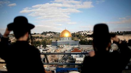 Der Tempelberg ist die drittheiligste Stätte des Islams nach Mekka und Medina. Das Judentum verehrt ihn als seinen wichtigsten heiligen Ort.