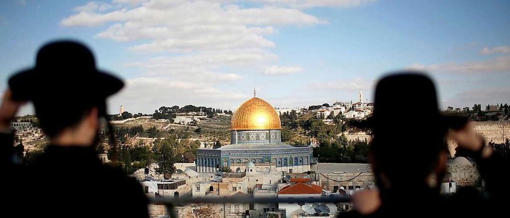 Der Tempelberg ist die drittheiligste Stätte des Islams nach Mekka und Medina. Das Judentum verehrt ihn als seinen wichtigsten heiligen Ort.