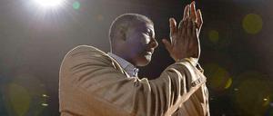 Beim Spiel gegen Bayern München wird Vereinslegende Wendell Alexis geehrt, sein Trikot unter die Hallendecke gezogen und künftig nicht mehr vergeben.