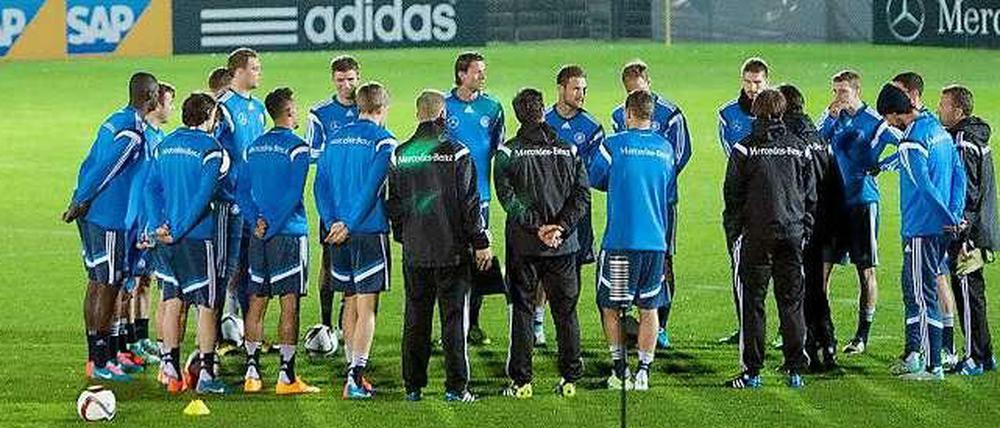 Die Nationalmannschaft beim Training in Berlin.