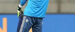 Manuel Neuer verletzte sich gegen Gibraltar am Knie.