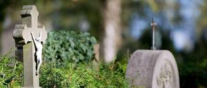 Nicht wenige Berliner werden in einem Armengrab bestattet - Kurt Kubat nicht.