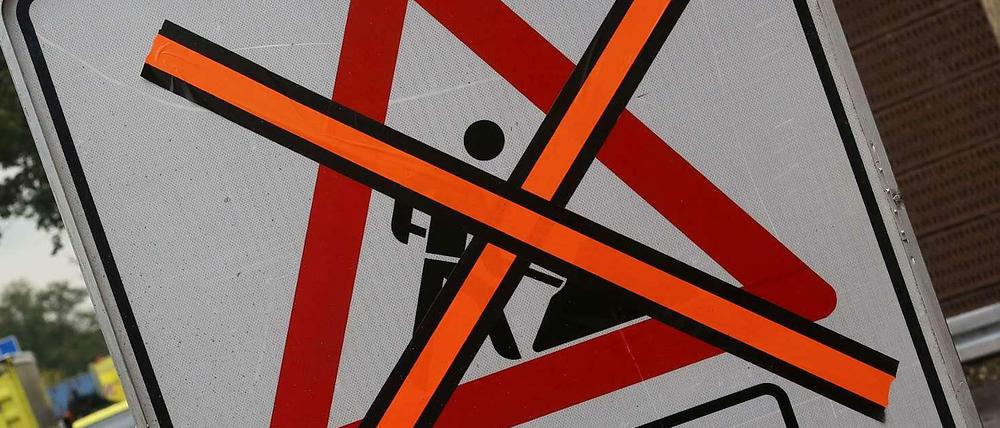 Der Umbau ist der erste Teil des sechsstreifigen Ausbaus der nördlichen A 10.
