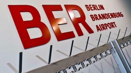 Wer übernimmt den Flughafen? Der BER braucht einen neuen Aufsichtsratschef.