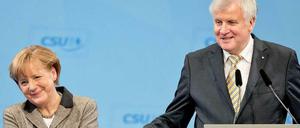 Einigkeit. Angela Merkel und Horst Seehofer am Freitag auf dem Parteitag der CSU.