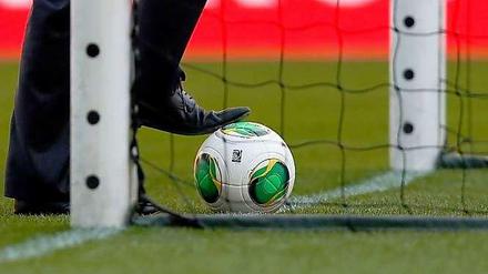 Tor oder kein Tor? Das Hawk-Eye-System lässt sich bei der Beurteilung der wichtigsten Frage im Fußball nicht vom Schuhwerk blenden.