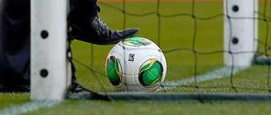 Tor oder kein Tor? Das Hawk-Eye-System lässt sich bei der Beurteilung der wichtigsten Frage im Fußball nicht vom Schuhwerk blenden.