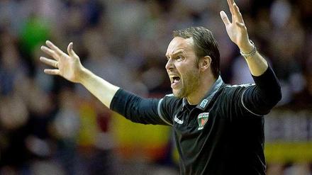 Richtig fuchsig. Den Berliner Trainer Dagur Sigurdsson, hier im Heimspiel gegen Göppingen, ärgerte die 26:27-Pleite zum Jahresabschluss in Gummersbach.