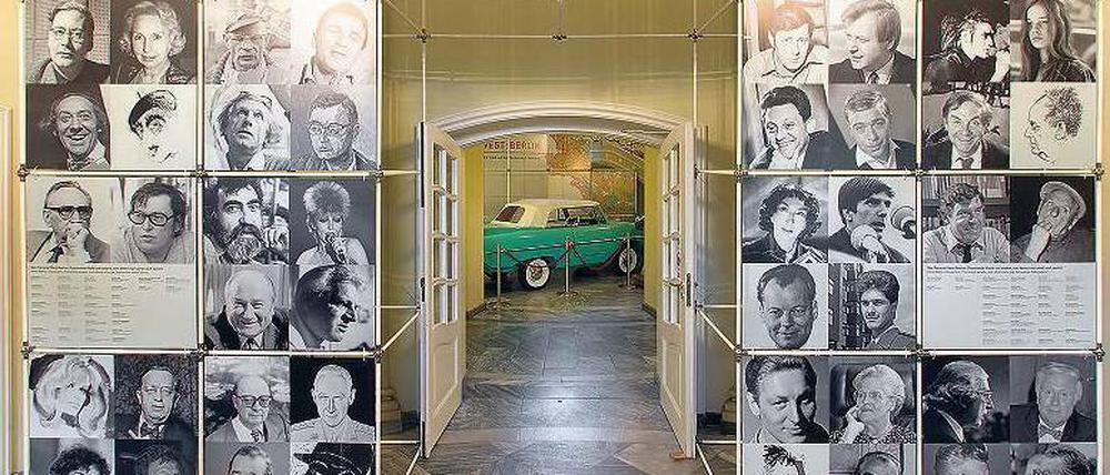 Gesichter der Stadt. Die aktuelle „West: Berlin“-Ausstellung im Ephraim-Palais versammelt auf dieser Collage „das Personal West-Berlins“.