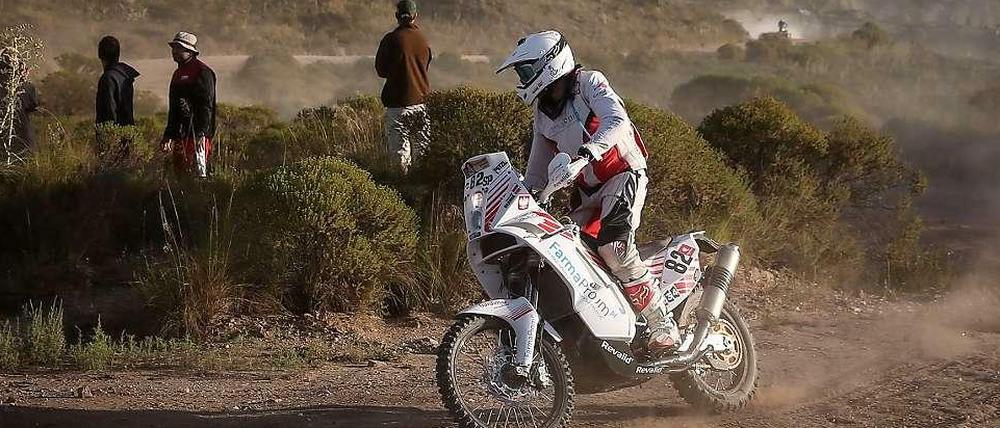 Der polnische Motorradfahrer Michael Hernik verunglückte auf der dritten Etappe der Rallye Dakar.