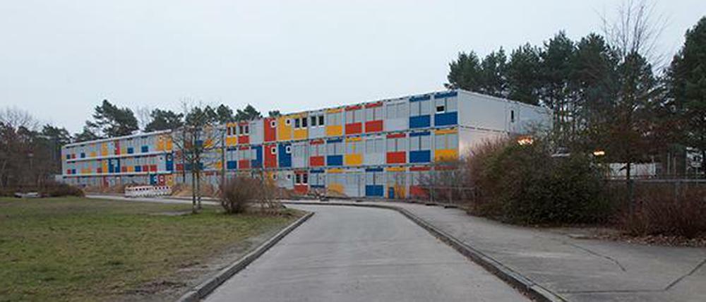 Bauklötze. Die Flüchtlingsunterkunft in Köpenick besteht aus 252 aneinandergebauten Einzelcontainern.