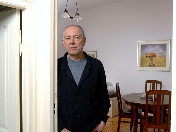 Hugo Hamilton in seiner Schöneberger Wohnung