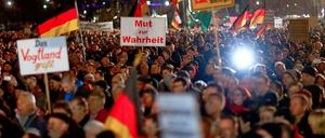 Und wieder folgten Tausende dem "Pegida"-Aufruf und demonstrierten in Dresden.