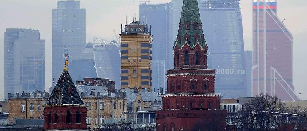 Blick auf den Kreml und den Moskauer Geschäftsbezirk: Russlands Wirtschaft steht unter Druck.