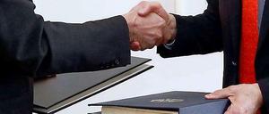 Auf der Suche nach Vertrauen. Deutschlands Versicherungen haben ein schlechtes Image.