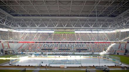 Das Dach bleibt zu. Trotzdem dürfte es am Samstag ein Spektakel in Düsseldorf geben.