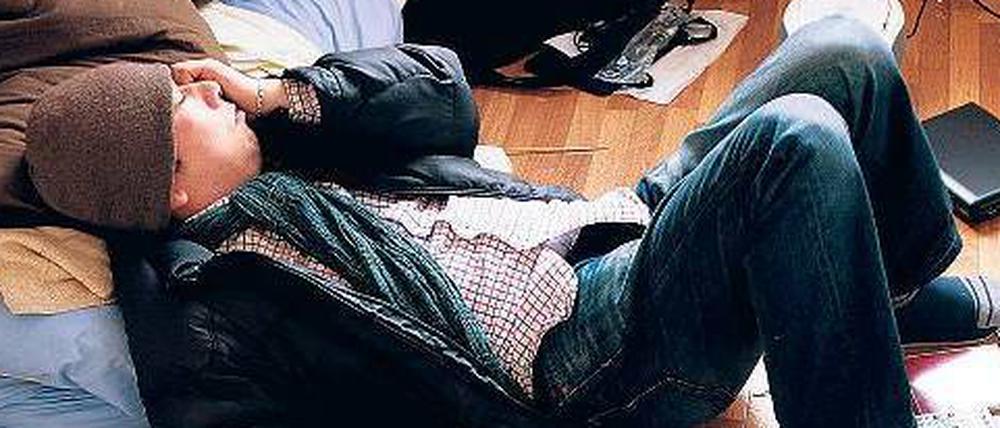 Draußen ist feindlich. Hikikomori wird das Phänomen in Japan genannt. Hunderttausende sind betroffen.