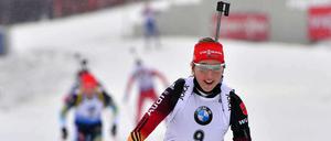 Franziska Preuß wurde nach ihren Erfolgen bei den olympischen Jugendspielen vor drei Jahren schon als die neue Magdalena Neuner gehandelt. Inzwischen deutet sich immer mehr an, dass sie ihr großes Potenzial auch abruft.