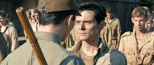 Der Gute. Der amerikanische Kriegsgefangene Louis (Jack O'Connell). 