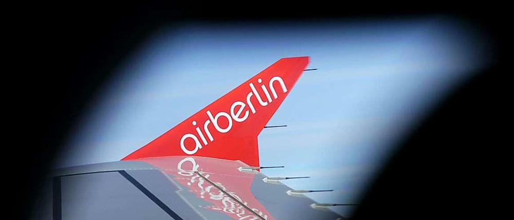 Air Berlin hat 2014 etwas mehr Fluggäste befördert - kommt über eine erneute Sanierung aber dennoch nicht rum.
