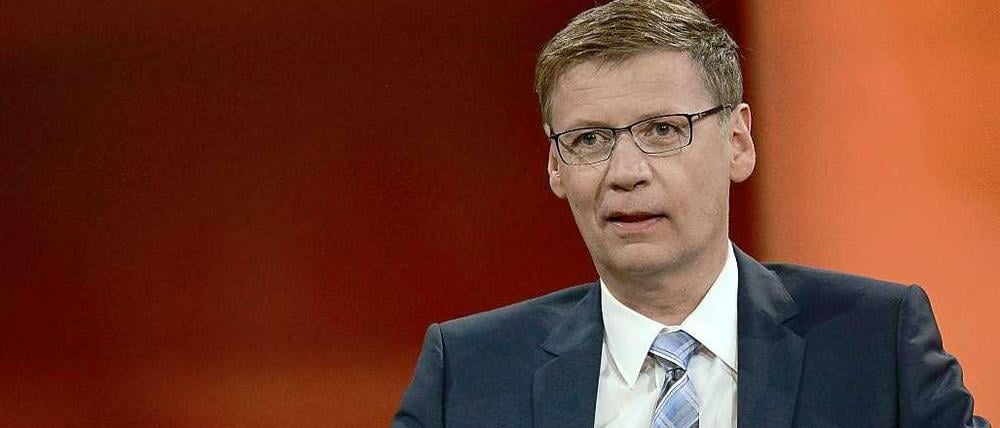 Günther Jauch kehrte wegen der Anschläge in Frankreich vorzeitig aus der Weihnachtspause zurück.