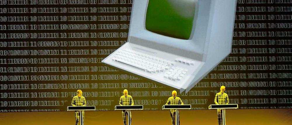 Kraftwerk spielen "Computerwelt".