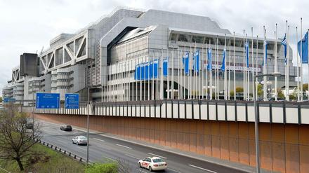 Ein Gutachten soll über die Zukunft des Internationalen Congress Centrums (ICC) entscheiden. Die Diskussion wurde bis zum Juni vertagt.