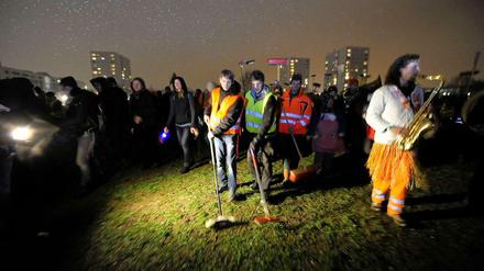 Reinemachen in Dresden nach "Pegida"-Demonstration - auch das ist eine kreative Form des Protests