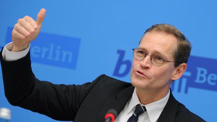 Mehr Hotels, mehr Betten. Daumen hoch! Meint Michael Müller.
