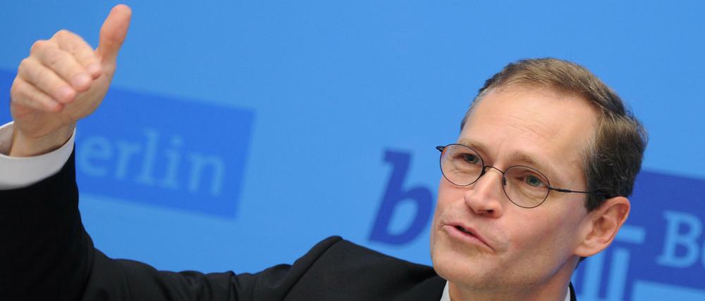 Mehr Hotels, mehr Betten. Daumen hoch! Meint Michael Müller.