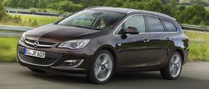 Groß und schwer: Der Opel Astra Sportstourer hat mit einem Leergewicht von mehr 1500 Kilo ganz schön was rumzuschleppen.