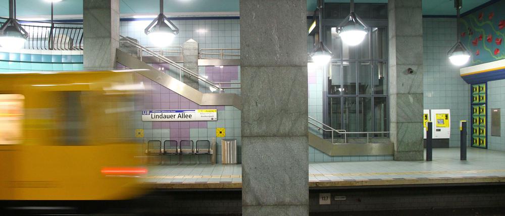 Und woran denken Sie so beim Thema BVG? Die Verkehrsbetriebe fragen momentan nach.