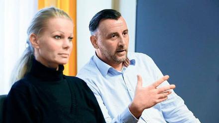 Medienstrategen. Kathrin Oertel wird am Sonntag an der Talkshow „Günther Jauch“ teilnehmen, Lutz Bachmann streitet sich mit dem Satiremagazin „Titanic“.