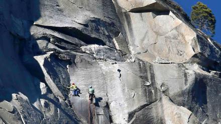 Die besonders schwierige „Dawn Wall“-Route, erklommen von Tommy Caldwell (36) und Kevin Jorgeson (30). 