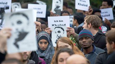 Gedenken an Khaled Idris Bahray: Mehrere tausend Menschen demonstrierten am Samstag in Dresden.