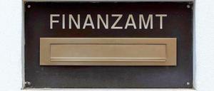 Der Briefkasten eines Finanzamts.