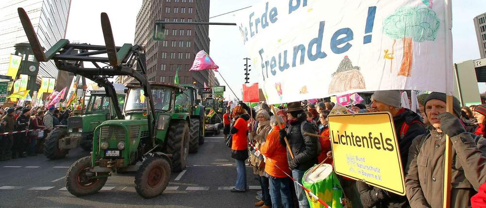 Am Nachmittag rollte nur noch die Traktoren, für die Busse gab es kein Durchkommen mehr. 