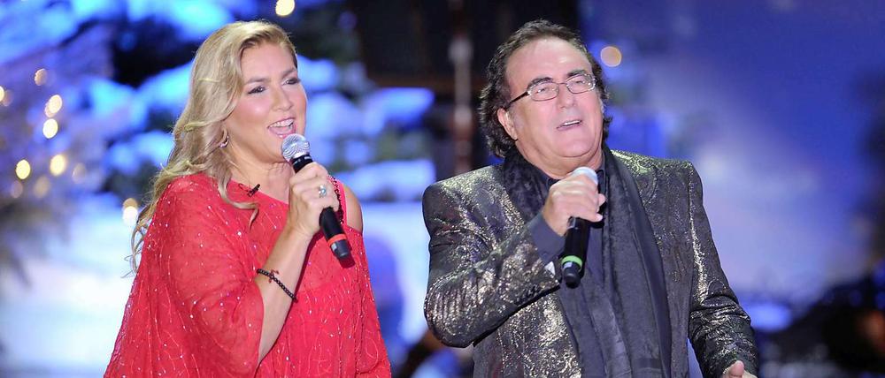Auf einer Bühne. Romina Power und Al Bano.