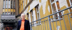 Eingerüstet. Die „Fichte“, wie das Gymnasium von Schulleiter Rainer Leppin genannt wird, genießt einen tadellosen Ruf. Aber sie braucht fünf Millionen Euro. 