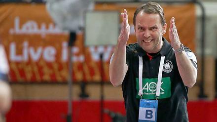 Trainer mit Ideen. Bisher setzen die Spieler Dagur Sigurdsson Vorstellungen bei der WM erfolgreich um.