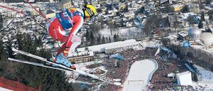Kaum zu bändigen. Selbst der Österreicher Hermann Maier (hier bei der Abfahrt 2009) hatte immer auf der Streif zu kämpfen. 